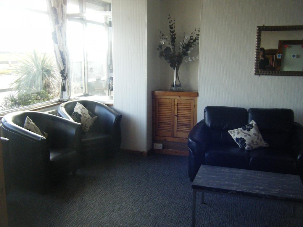 Tudor Court Hotel Swansea Luaran gambar