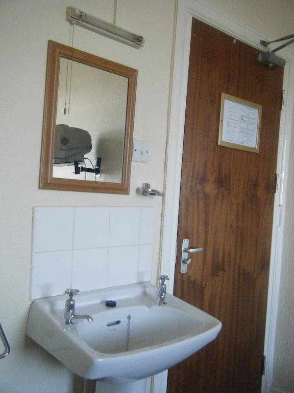 Tudor Court Hotel Swansea Bilik gambar